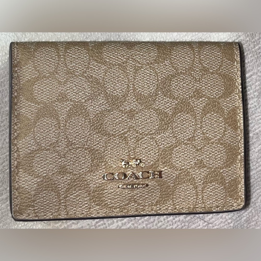 COACH EUC Origami Small Trifold Wallet